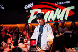 LCKの王子、Peanutが今シーズン終了後に兵役へ行くことを明らかに―「LoL Park」最後の試合では現場のスタッフ全員に差し入れも