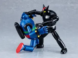 「鉄人28号」「ブラックオックス(初代鉄人版)」プラモが再販!各関節可動、交換パーツによりさまざまなアクションが可能