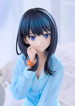 XLサイズの太もも!「グリッドマン ユニバース」より「宝多六花」がパジャマ姿でポッパレSwacchao!に登場