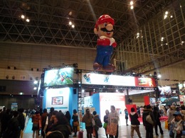 【ジャンプフェスタ2014】日本で一番最初に遊べた『マリオカート8』は大人気！任天堂ブースはマリオ一色