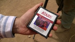 都市伝説は本当だった、ニューメキシコ州「Atariの墓」から最悪のクソゲー『E.T.』が発掘される