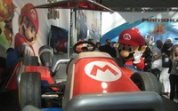 任天堂から実物大のマリオカートが出現・・・ロサンゼルスモーターショウ 画像