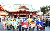 日野晃博「ハリウッド進出目指す」…神田明神でヒット祈願、妖怪21体が本殿前に大集合 画像
