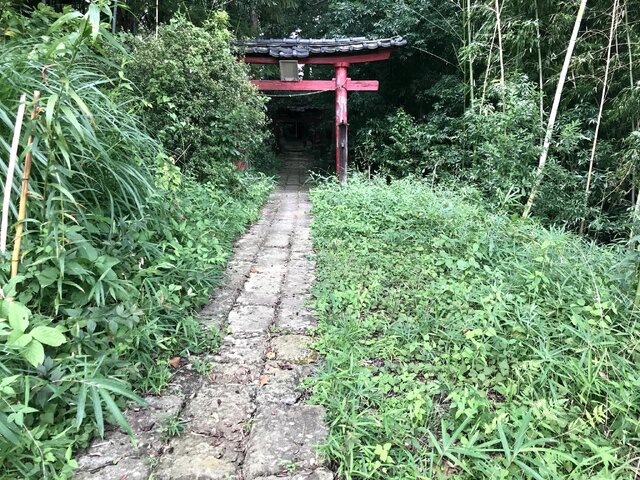 『Ghost of Tsushima』に影響されて近所の稲荷神社に行ったら意外に冒険気分が味わえた！