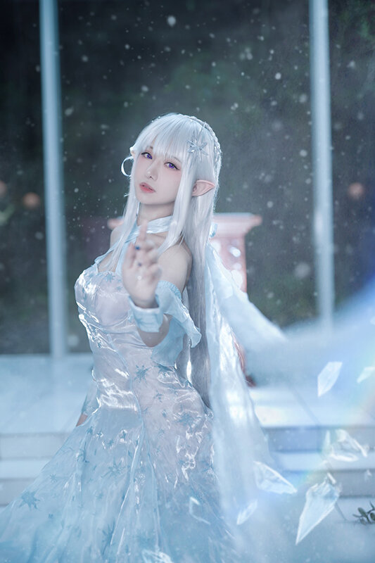 「Re:ゼロから始める異世界生活 エミリア -Crystal Dress Ver-