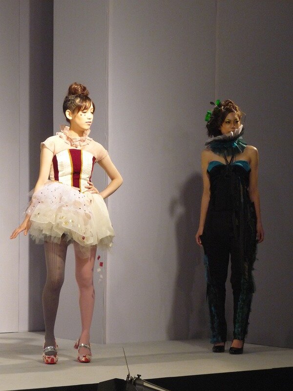 今年のテーマは「GAME」をイメージ！桑沢デザイン研究所の文化祭!『桑沢祭ファッションショー'09』レポート