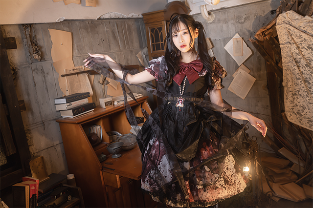 【Lilith House】Horrible Wonderland／モデル：花宮いのり