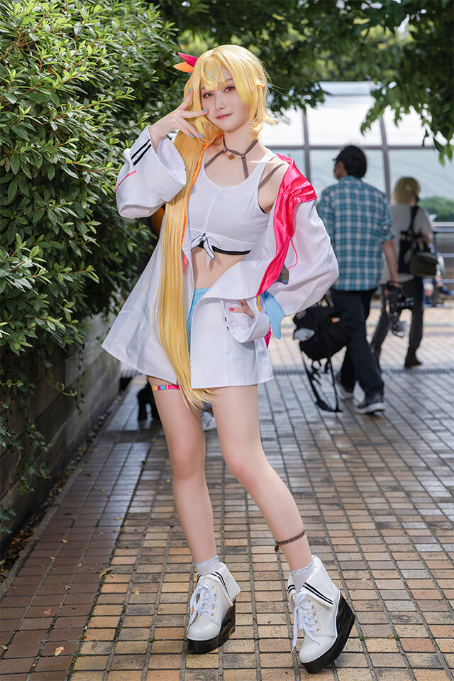 星川サラ「にじさんじ」/モデル:よしのかこ、撮影:tama