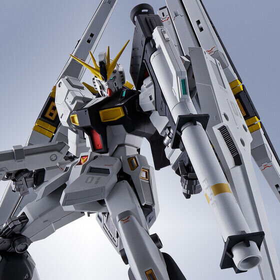幻の強化プラン”「νガンダム(ダブル・フィン・ファンネル装備型)」が