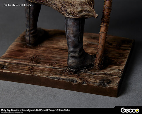『サイレントヒル2』立ち塞がる「赤い三角頭」が立体化―痛々しい生傷や錆びた金属まで完全再現