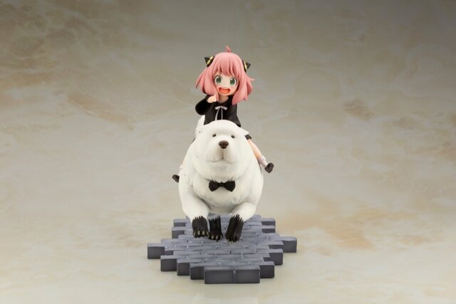 『SPY×FAMILY』躍動感溢れる「アーニャ」＆「ボンド」フィギュア、予約受付開始！表情パーツ「決め顔」はたくましさ全開