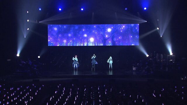 「音楽の力で演者とリスナーが繋がれた」―にじさんじ発の歌姫ユニットNornis「Nornis 1st LIVE -Transparent Blue-」ライブレポート