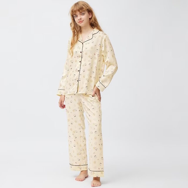 ちいかわ×GUコラボは、本日9月22日から発売!“ポシェットの鎧さんがファッションブランドを作ったら”をテーマに、ハンドメイド風グッズを展開