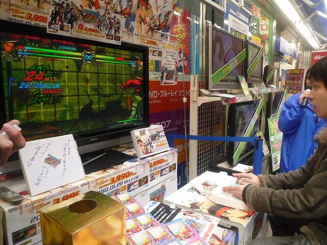 『TATSUNOKO VS. CAPCOM UAS』店頭イベント、コンボバトル大会が大いに盛り上がる