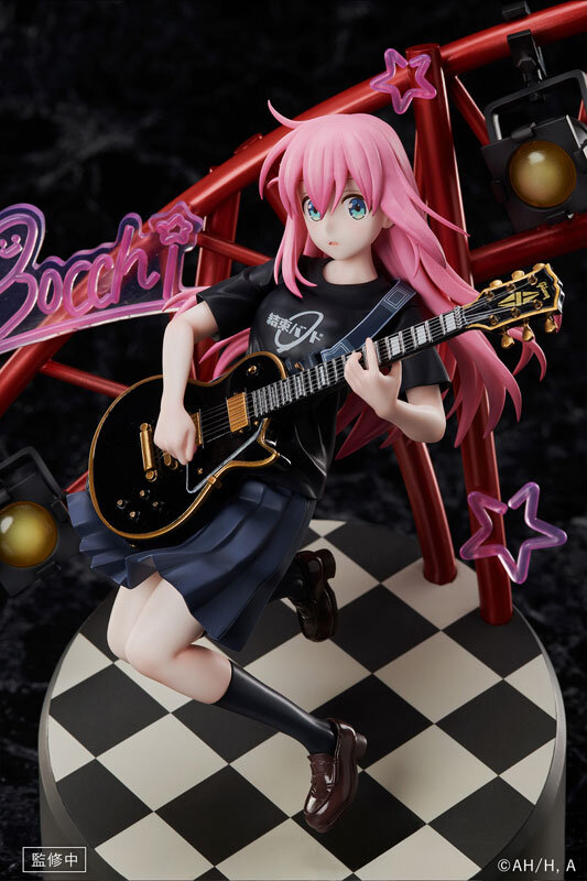 「ぼっち・ざ・ろっく！」“ギターヒーロー”「後藤ひとり」新フィギュアが発売！「STARRY」イメージの台座と「Bocchi」のネオンサインかっこいい