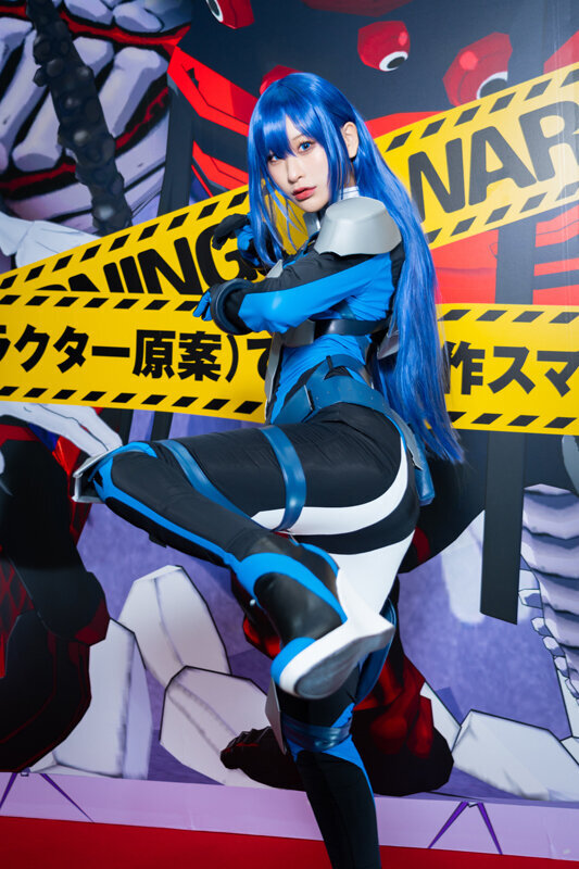 アヤノ『Engage Kiss/Engage Kill』/花宮いのり(X:@inori_0118)/撮影:乃木章