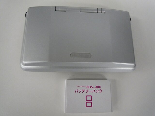 ニンテンドーdsのバッテリーパックを交換してみた インサイド ニンテンドーdsのバッテリーパックを交換してみた インサイド