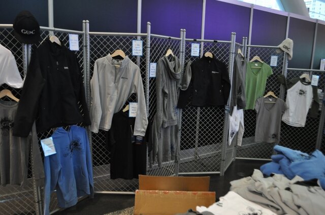 【GDC2010】さーてお土産は何にするかな・・・GDCストア