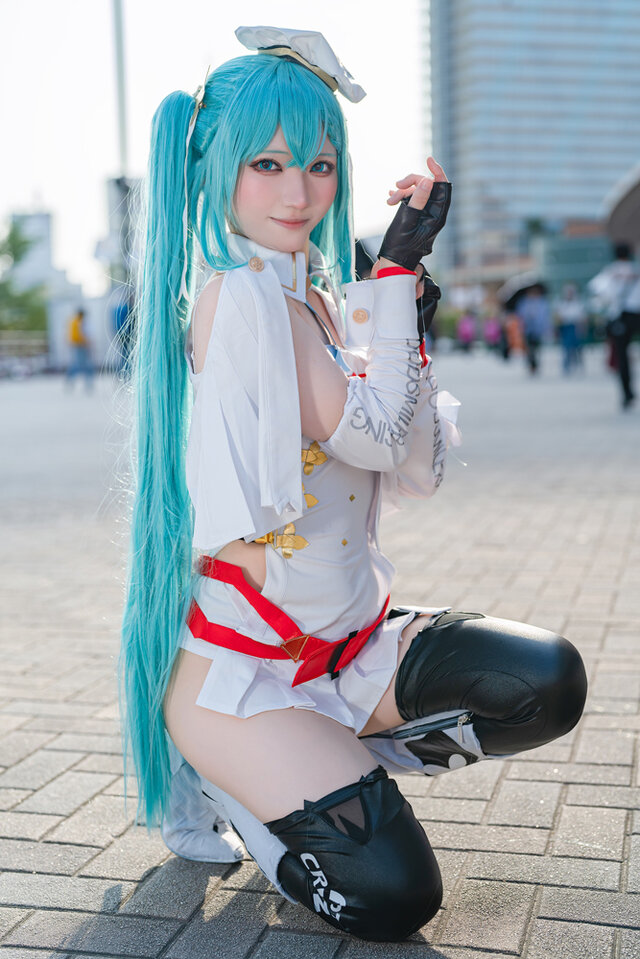 初音ミク／猫宮ハルナ（X：@Hapinachan_cos）