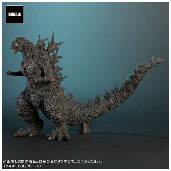「ゴジラ -1.0」令和の“絶望の象徴”が、東宝大怪獣シリーズで繊細にフィギュア化!特徴ある背びれもそのまま再現