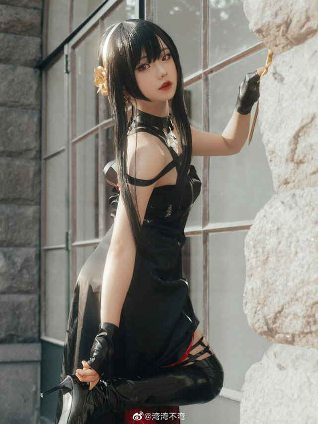 ヨル・フォージャー「SPY×FAMILY」／湾湾不弯（Weibo：湾湾不弯）