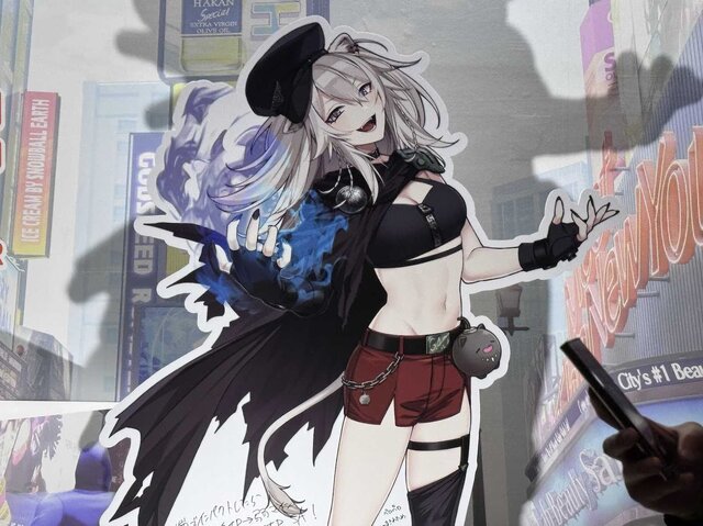 ホロライブの大イベント「hololive SUPER EXPO 2025」行った気分になるかもしれないフォトレポート―等身大フィギュアなど新グッズからメリーゴーランドも!