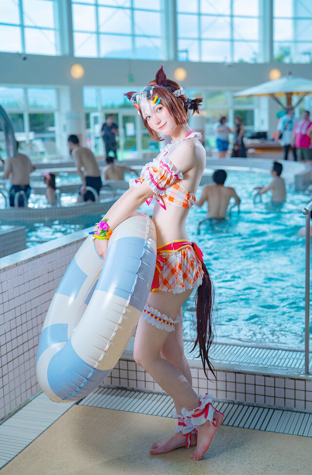 スペシャルウィーク『ウマ娘 プリティーダービー』／猫宮ハルナ（X：@Hapinachan_cos）、撮影：せご（X：@sego_don1126）