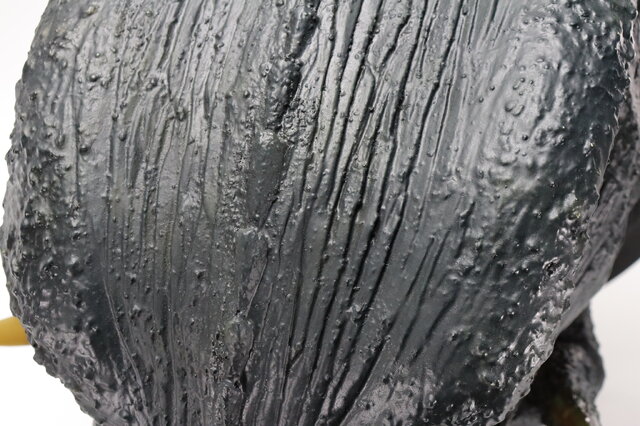 お値段12万円、抱えるほどのビックサイズ！「ガメラ（1995）」スーツ頭部を再現したヘッドモデルのクオリティが凄まじい