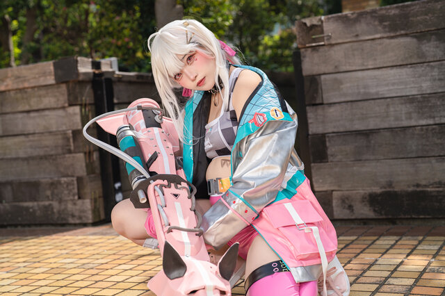 ジャッカル『勝利の女神：NIKKE』／花海音うみ（X：@hanamine_u3i）