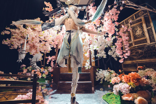 今汐『鳴潮』／四巫日モミ（Instagram：momihi__444）