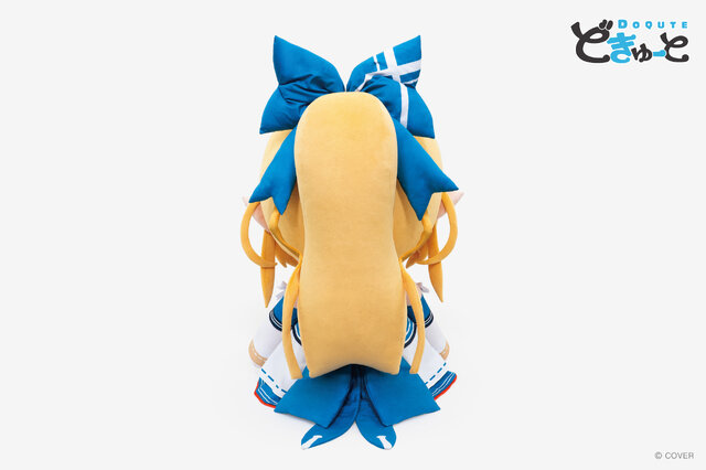 なんてデカさだ！「ホロライブ」兎田ぺこら、宝鐘マリンら4人の超特大ぬいぐるみ「どきゅーと」が受注販売