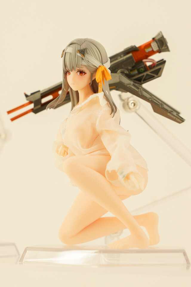 【WF2025夏】今年の夏は『NIKKE』が熱い!通常衣装から夏衣装まで、勝利の女神の麗しいフィギュアが「ワンフェス」に大集結