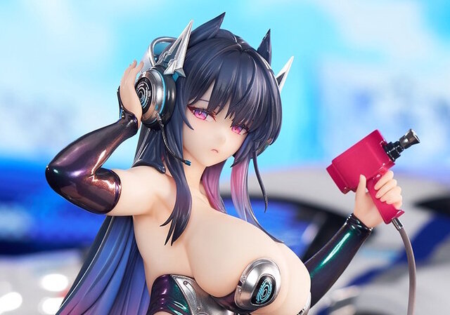 大胆すぎるレースクイーン衣装！『アズレン』より「ストラスブール」が着せ替え「謡精舞うサーキット」の姿で立体化