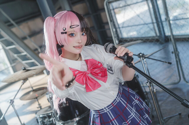 コスプレ】11月11日は「ぶいすぽっ！」“橘ひなの”誕生日！髪型も衣装も