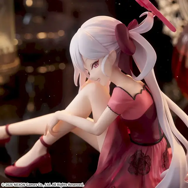 煌びやかなドレス&妖艶座り姿…！『ブルアカ』より「ムツキ」「アル」がオリジナル衣装でプライズフィギュア化