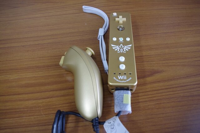 ヌンチャクはオーダーメイドで塗装