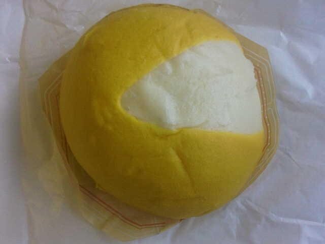 コチラは『パックマン』30周年記念で販売された「パックまん」