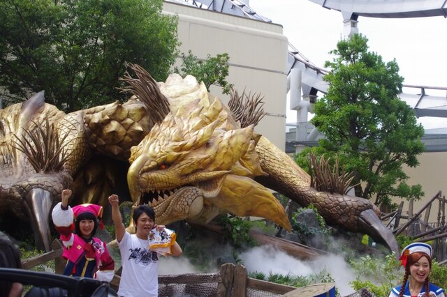 【フォトレポート】「モンスターハンター・ザ・リアル 2012」リオレイア希少種、リオレウス希少種を見よ!