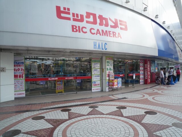 ビックカメラ新宿西口店の様子