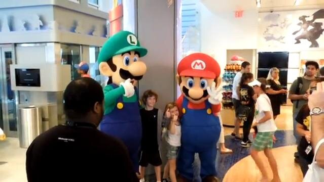 『New スーパーマリオブラザーズ2』世界各地で発売 ― 集まったコインは364億枚突破