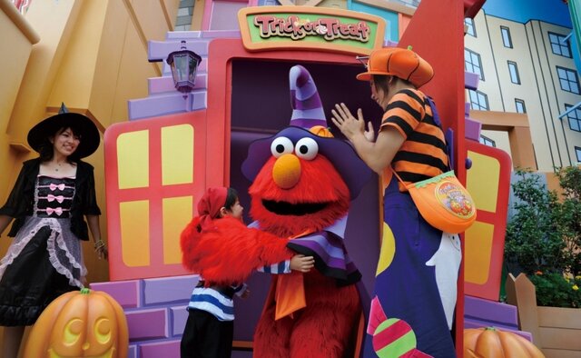 ベッキーも大興奮！USJハロウィーンイベント ― 昼はカーニバル、夜は世界最恐