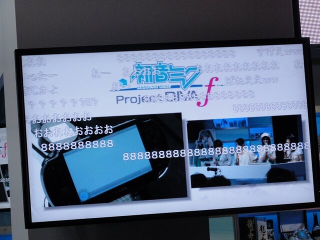 【TGS 2012】ナースデビルなミクさんか、スク水ランドセルなミクさんか。オビでぃばっ!で女子トーク炸裂