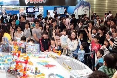 国内最大級の見本市「東京おもちゃショー2013」開催 ― テーマは「おもちゃで世界を笑顔に。」