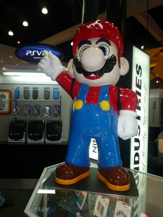 【E3 2013】マリオやキティちゃんなど、北米で発売されているポーチやタッチペンを見てみた