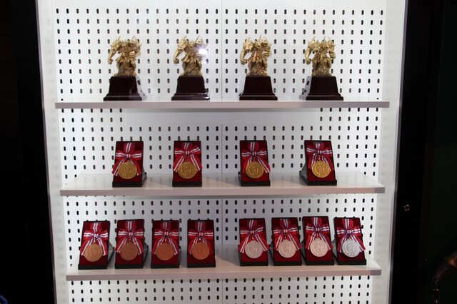 美術部:トロフィー展示、TVCM衣装・美術展示