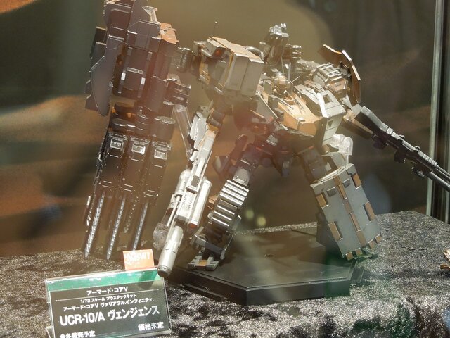 【ワンフェス2013夏】話題沸騰の問題作『ダンロン』フィギュアも続々―フォトレポート/ゲーム関連