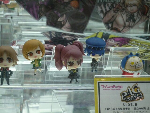 【ワンフェス2013夏】話題沸騰の問題作『ダンロン』フィギュアも続々―フォトレポート/ゲーム関連