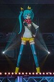 初音ミクの全てを楽しめる文化祭！「マジカルミライ2013」in 横浜アリーナにてユーザー大熱狂