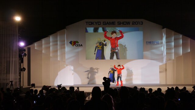 【東京ゲームショウ2013】一般公開初日のコスプレイベント「Cosplay Collection Night @ TGS」レポート