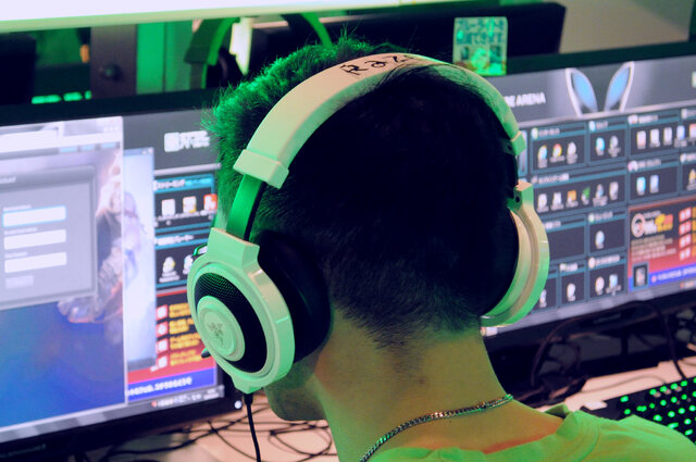 耳全体に吸い付くような装着感